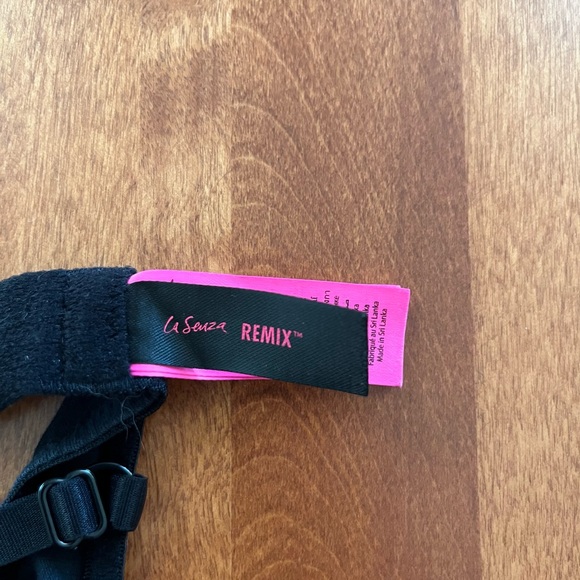 La Senza Colour Bra, 32B - Picture 4 of 5